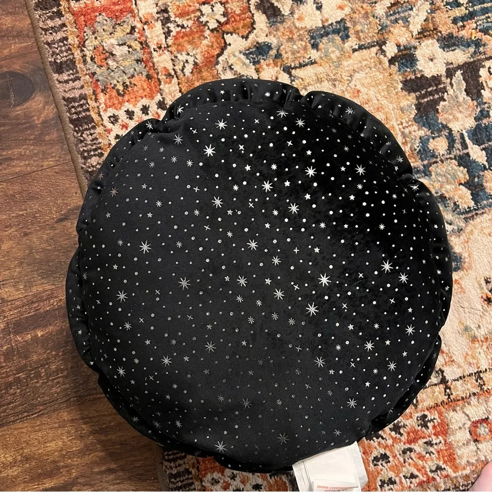 Black Starry Plush Cat Bed - Cozy Round Pet Nest